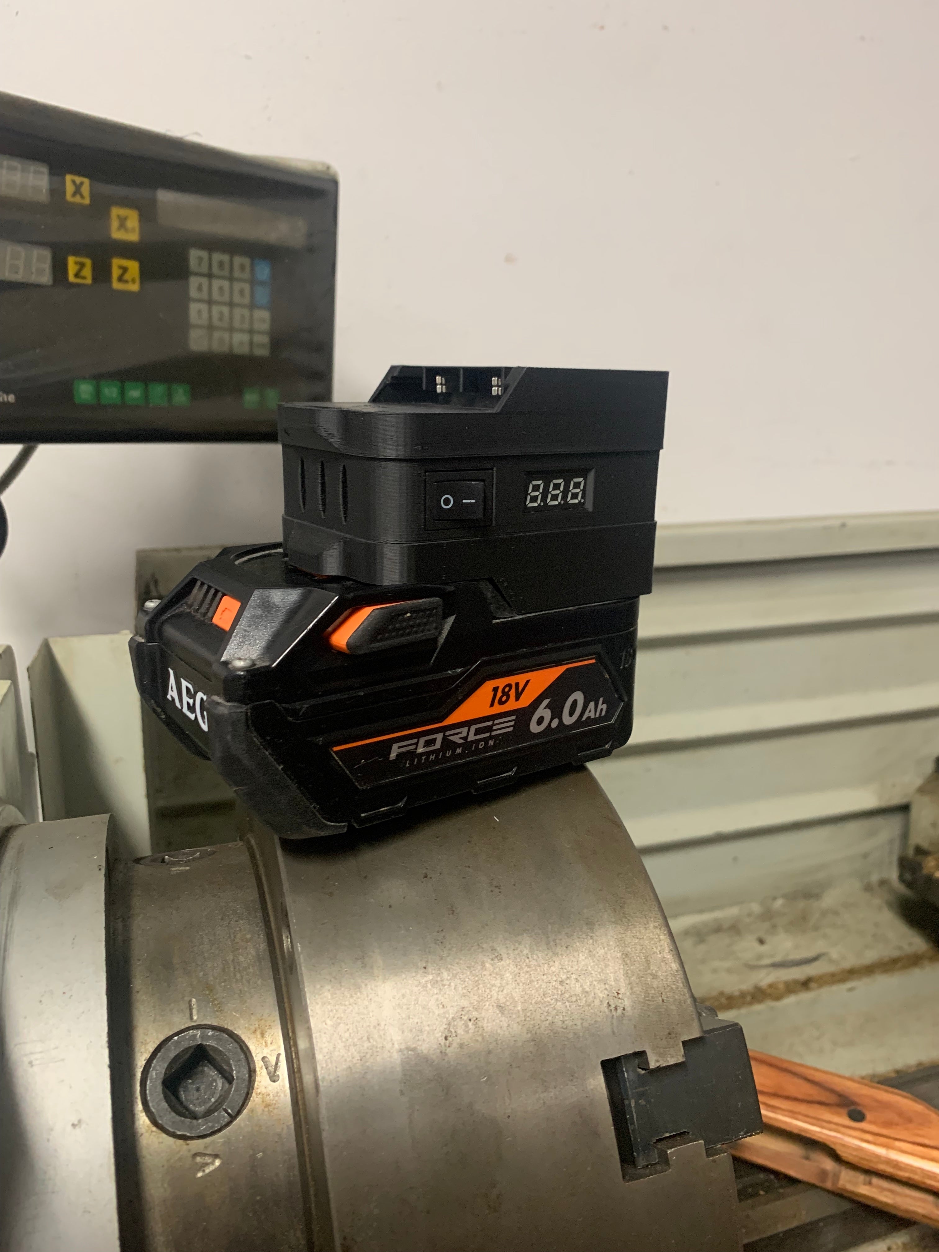 Aeg 18v online battery