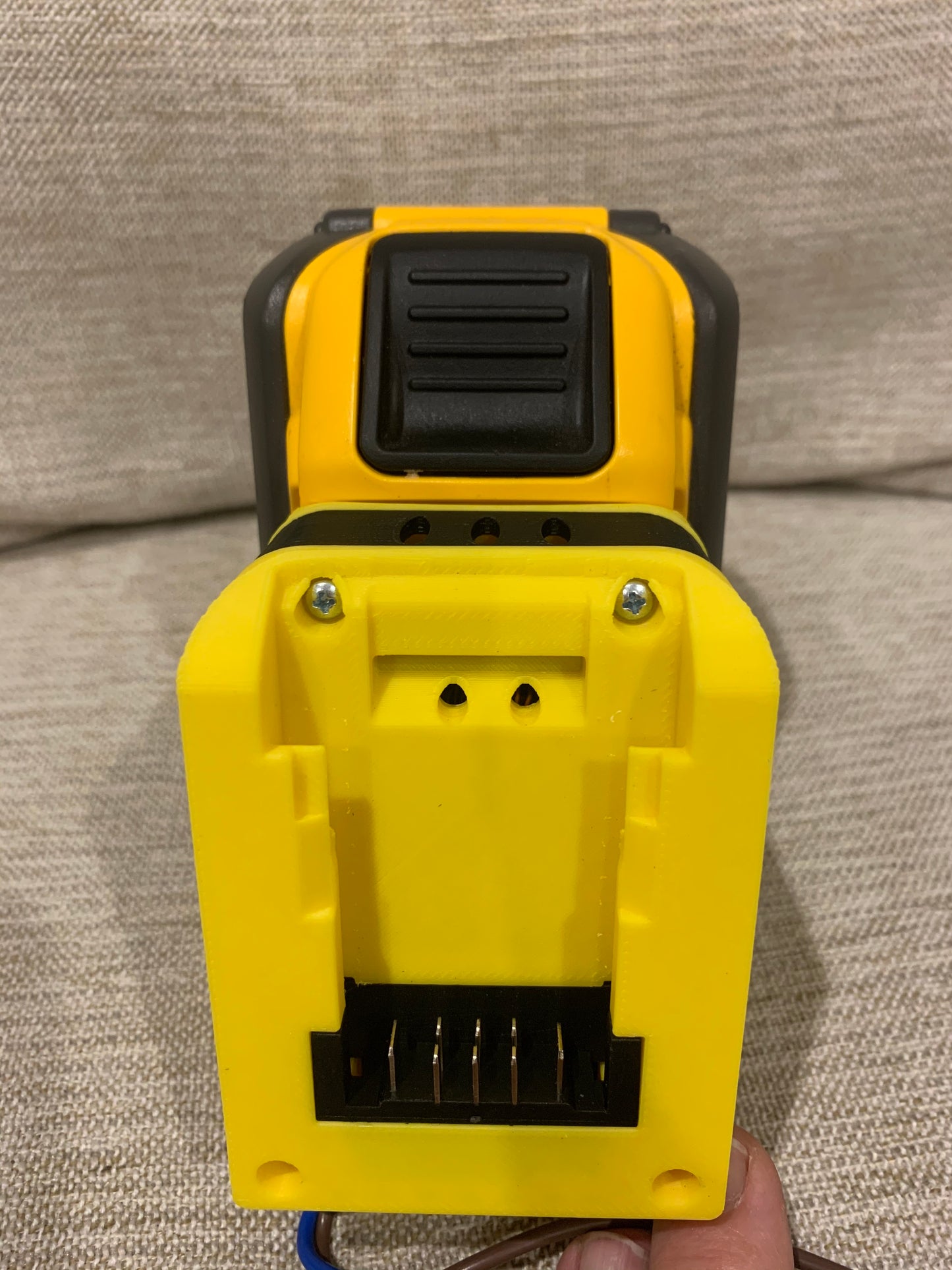 DeWalt Powered Power Supply