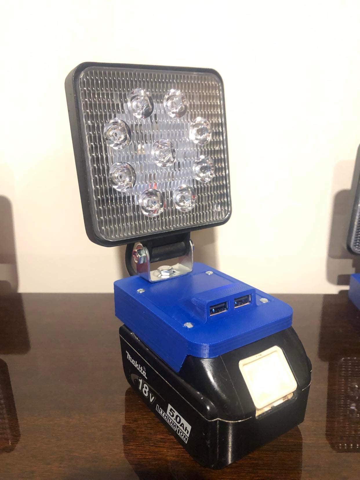 Makita Powered LED Work Light with USB output